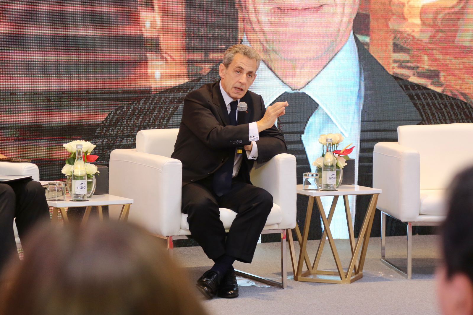 Sarkozy : "Le Roi Mohammed VI est un un grand dirigeant sage et visionnaire"